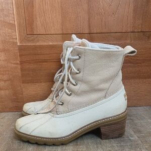 Sperry Women's Lace Up Cream and Tan Boots